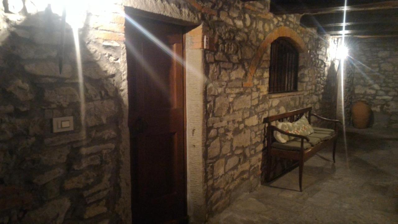 Villa La Nussa Capolona Extérieur photo